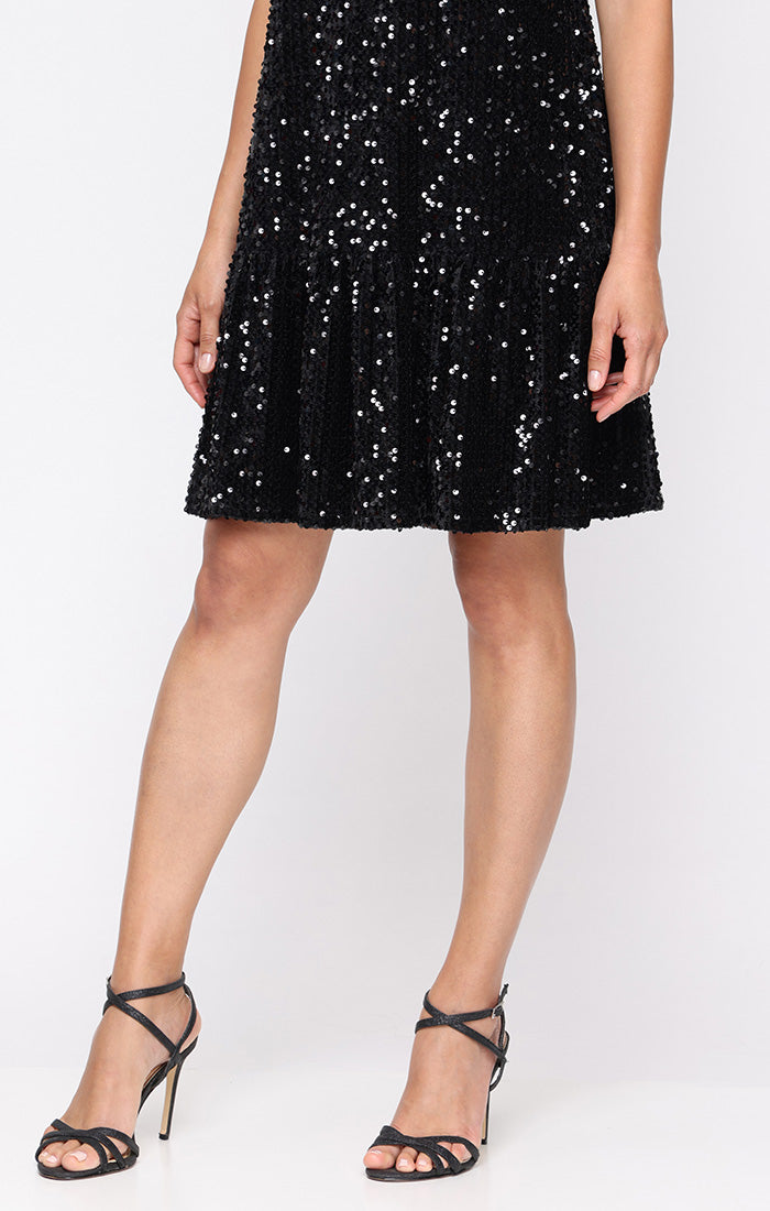 Short Sleeveless Shift Dress with V-Neckline and Flounce Hem